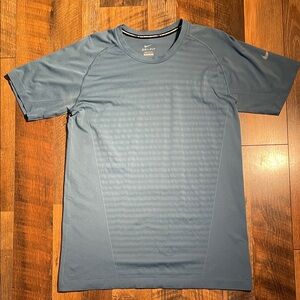 Nike Running Dri-Fit T-Shirt - Men’s Large